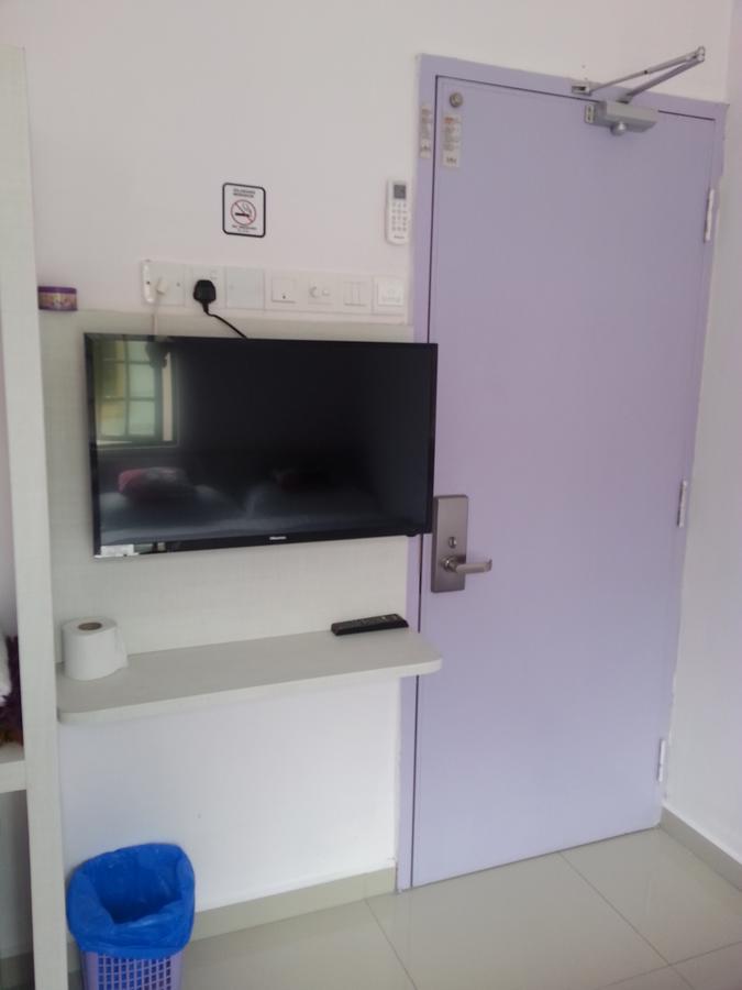 Lavender Riverside Hotel Malacca Екстериор снимка