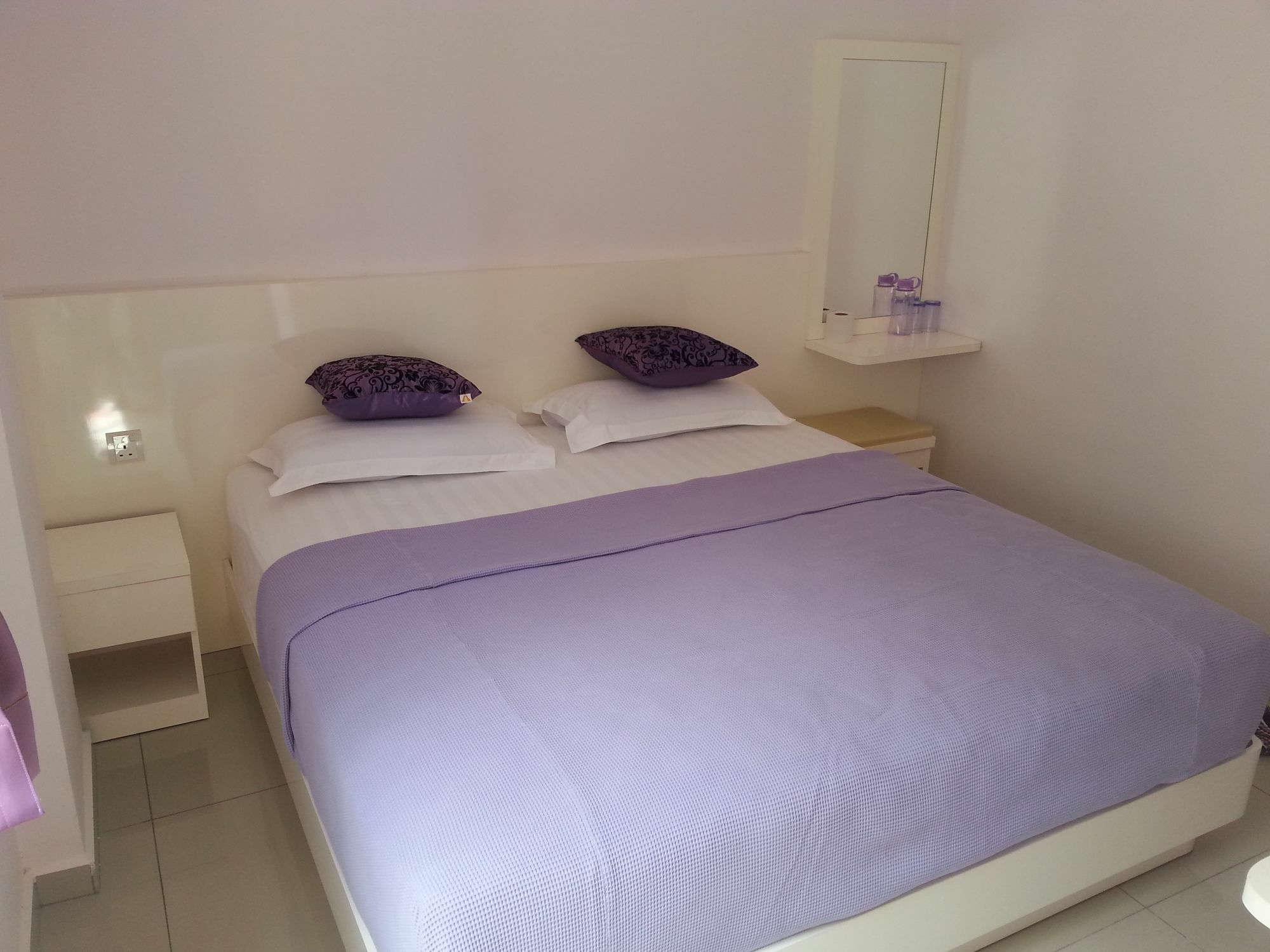 Lavender Riverside Hotel Malacca Екстериор снимка