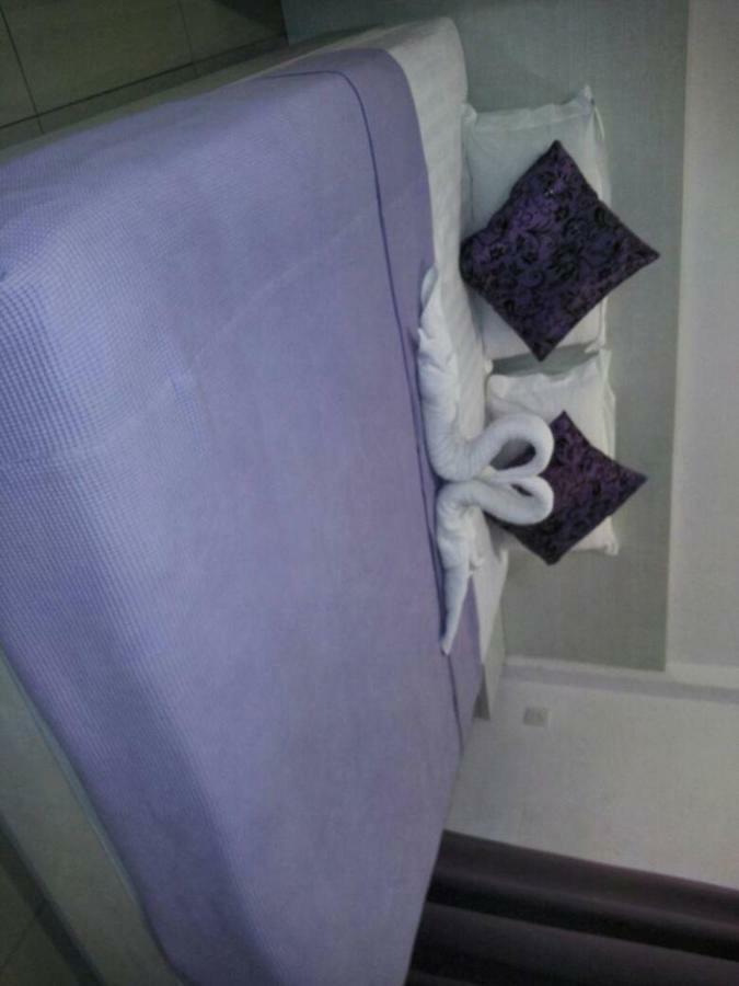 Lavender Riverside Hotel Malacca Екстериор снимка